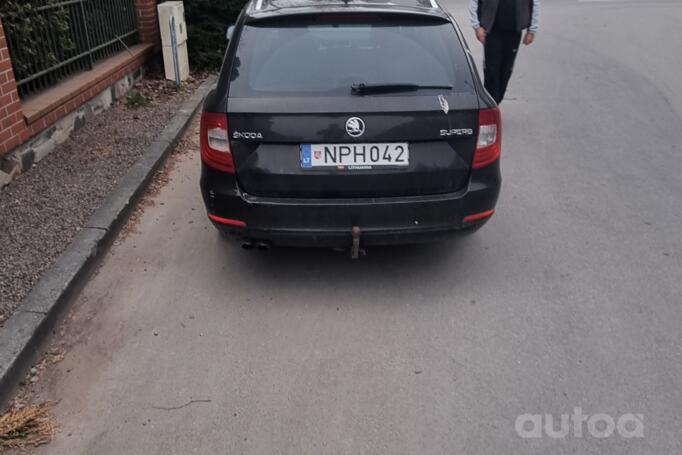 Skoda Superb 2 generation Combi wagon