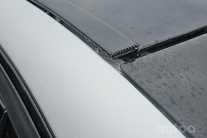 Mercedes-Benz C-Class W204/S204 Sedan 4-doors