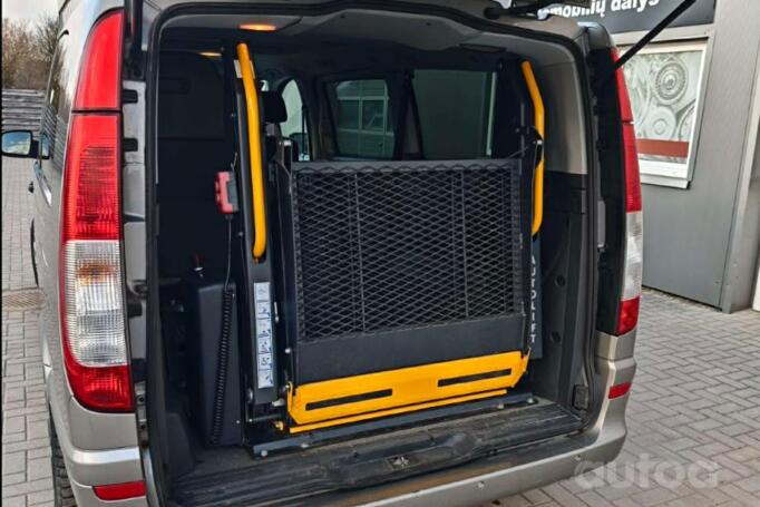 Mercedes-Benz Vito W639 Minivan 4-doors