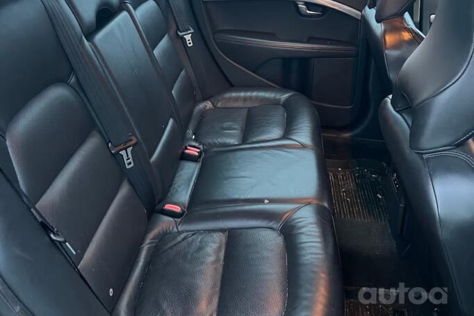 Volvo V70 3 generation wagon