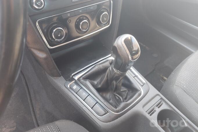 Skoda Superb 2 generation Liftback