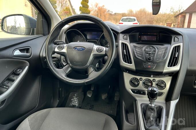 Ford Focus 3 generation wagon 5-doors