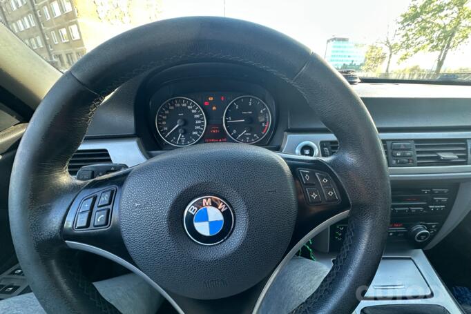BMW 3 Series E90/E91/E92/E93 Sedan