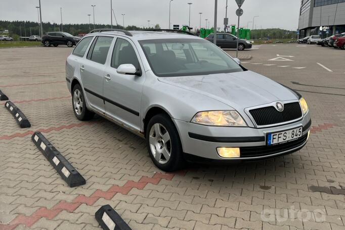 Skoda Octavia 2 generation Combi wagon 5-doors