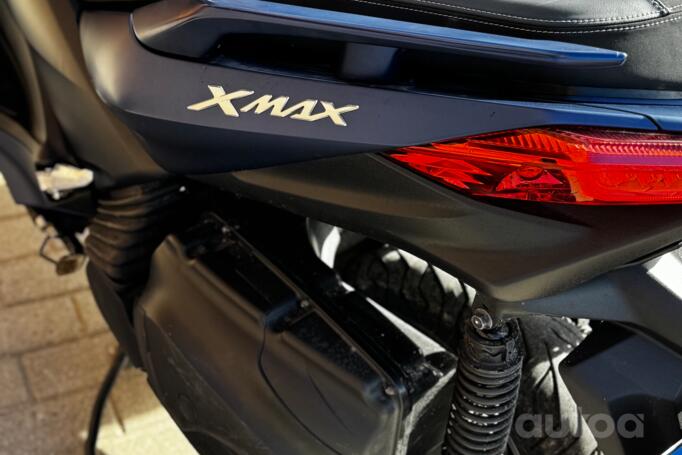 Yamaha X-MAX