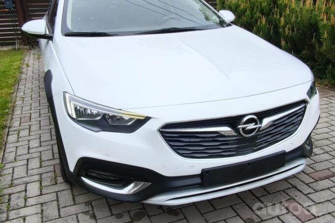 Opel Insignia B Country Tourer wagon 5-doors