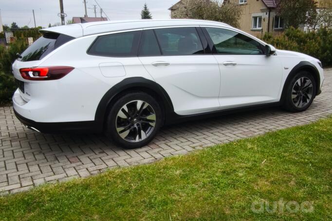 Opel Insignia B Country Tourer wagon 5-doors