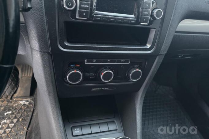 Volkswagen Golf 6 generation wagon 5-doors