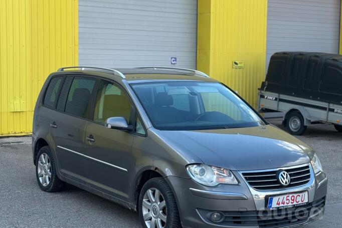 Volkswagen Touran 1 generation [restyling] Minivan 5-doors