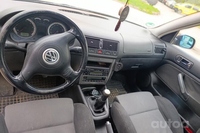 Volkswagen Golf 4 generation Hatchback 5-doors