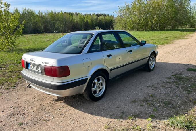 Audi 80 5 generation (B4)