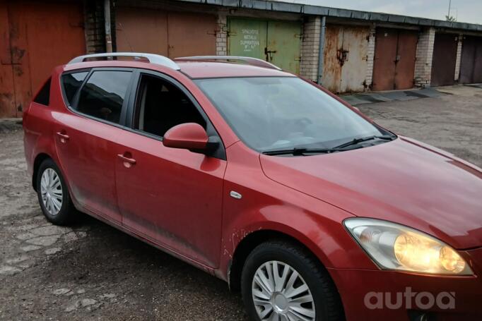 Kia Cee'd 1 generation SW wagon