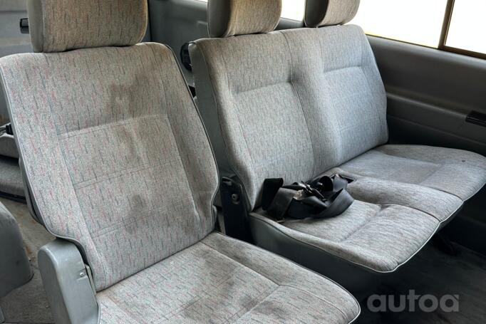Volkswagen Caravelle T4 Minivan