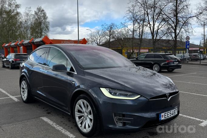 Tesla Model X 1 generation Crossover