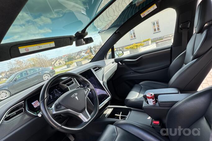 Tesla Model X 1 generation Crossover