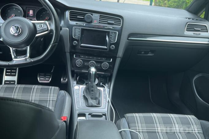Volkswagen Golf 7 generation Hatchback 5-doors