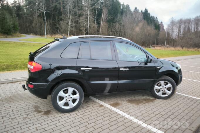 Renault Koleos 1 generation Crossover