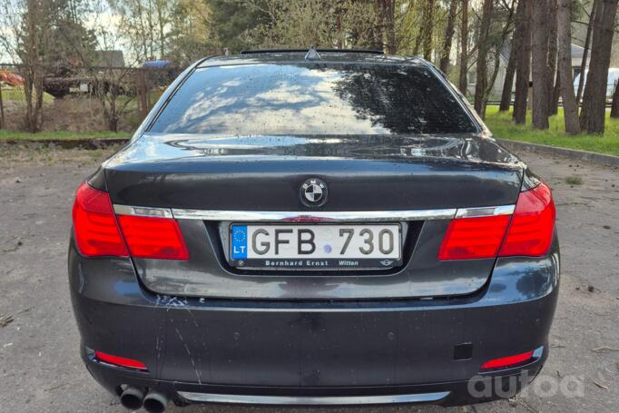 BMW 7 Series F01/F02 Sedan