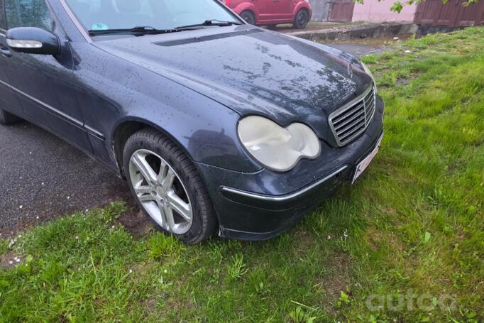 Mercedes-Benz C-Class W203/S203/CL203 wagon 5-doors