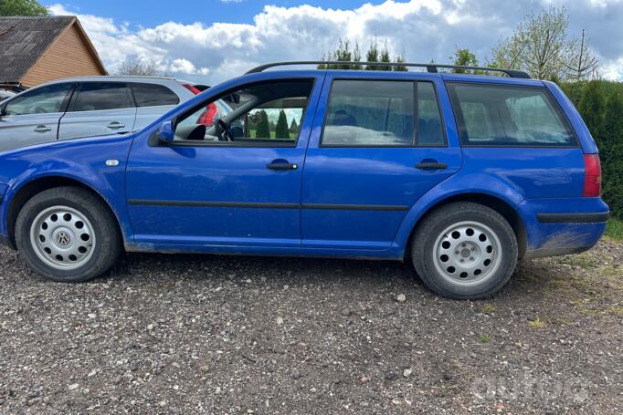 Volkswagen Golf 4 generation wagon