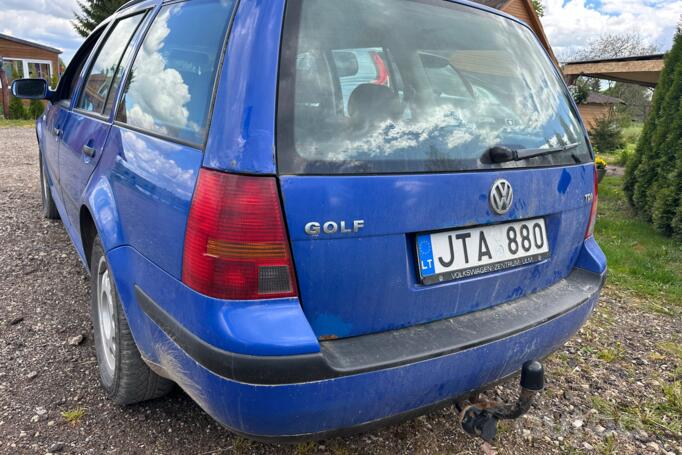 Volkswagen Golf 4 generation wagon