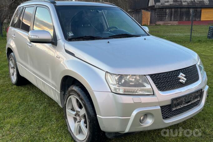 Suzuki Grand Vitara 2 generation [restyling] Crossover 5-doors