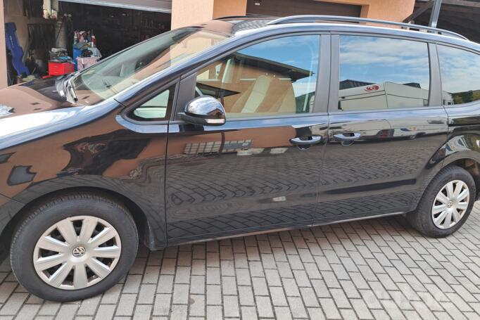 Volkswagen Sharan 2 generation Minivan 5-doors