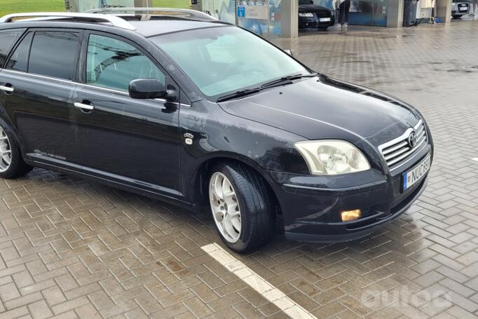 Toyota Avensis 2 generation wagon