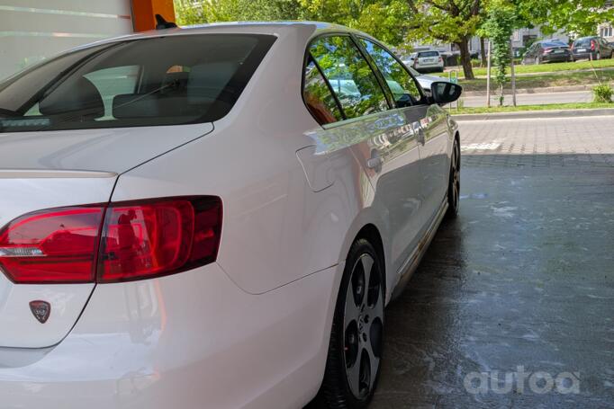 Volkswagen Jetta 6 generation Sedan