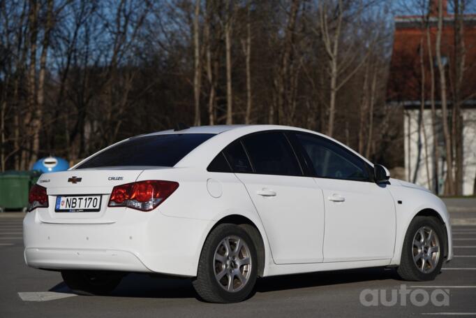Chevrolet Cruze J300 [restyling] Sedan 4-doors