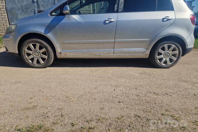 Volkswagen Golf Plus 1 generation