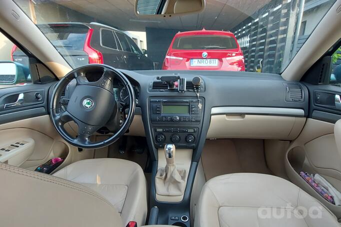 Skoda Octavia 2 generation Liftback 5-doors