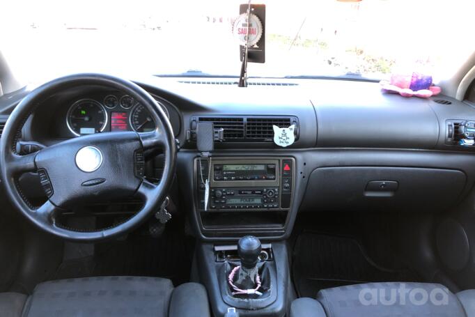 Volkswagen Passat B5.5 [restyling] Sedan
