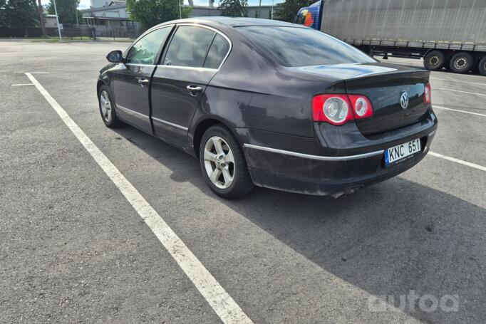 Volkswagen Passat B6 Sedan 4-doors