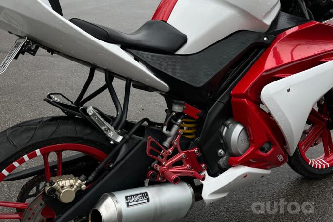 Yamaha YZF