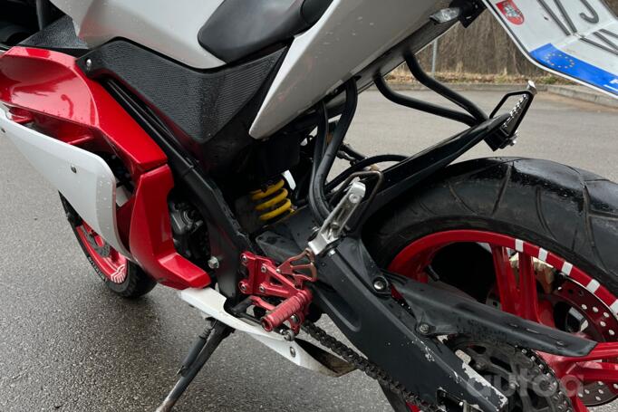 Yamaha YZF