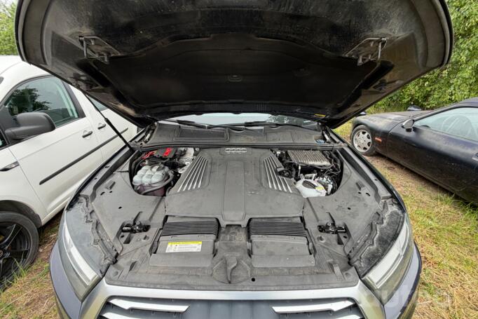 Audi Q7 4M Crossover