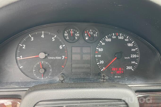 Audi A4 B5 Avant wagon 5-doors