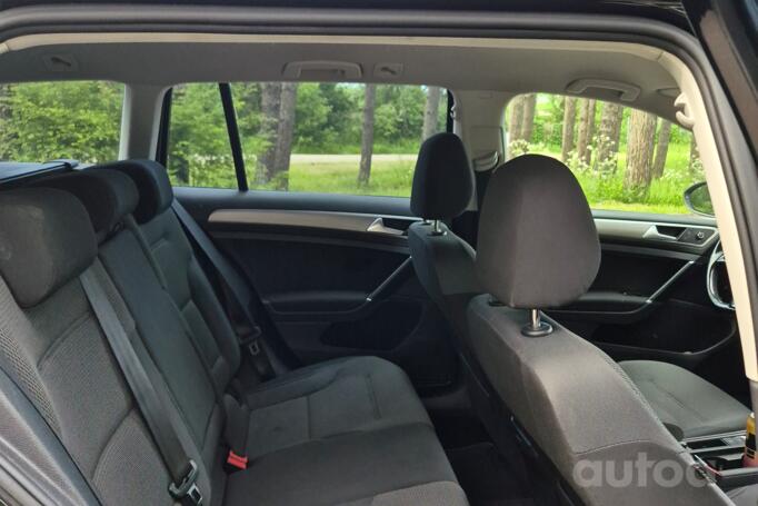 Volkswagen Golf 7 generation Variant wagon 5-doors