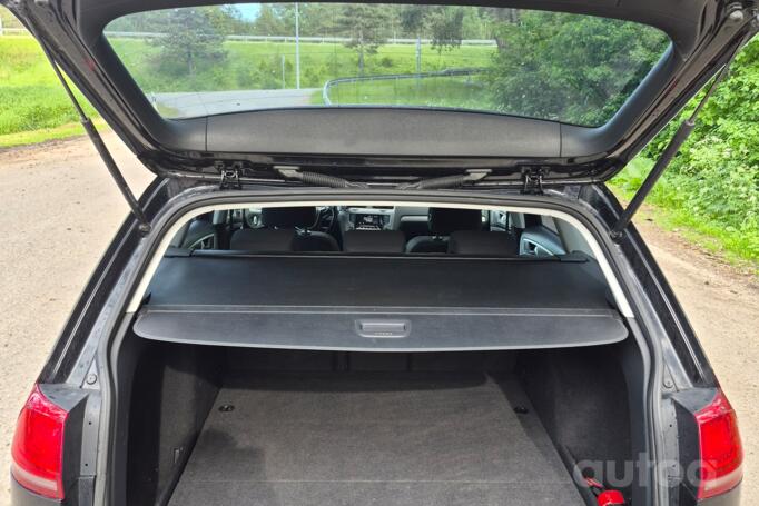 Volkswagen Golf 7 generation Variant wagon 5-doors