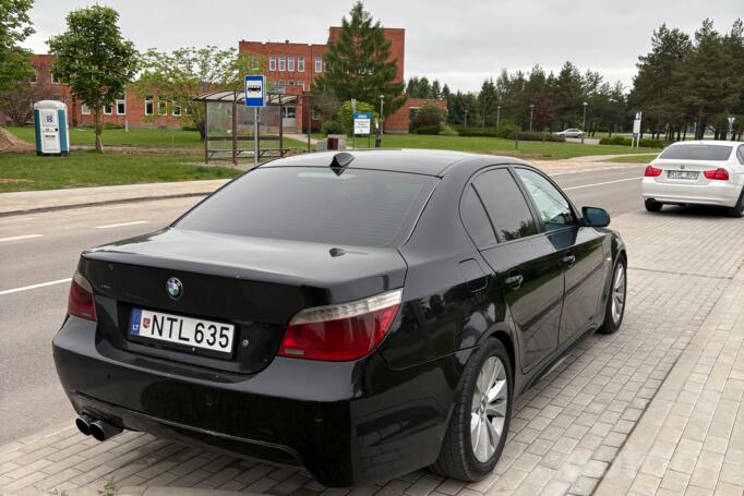 BMW 5 Series E60/E61 Sedan