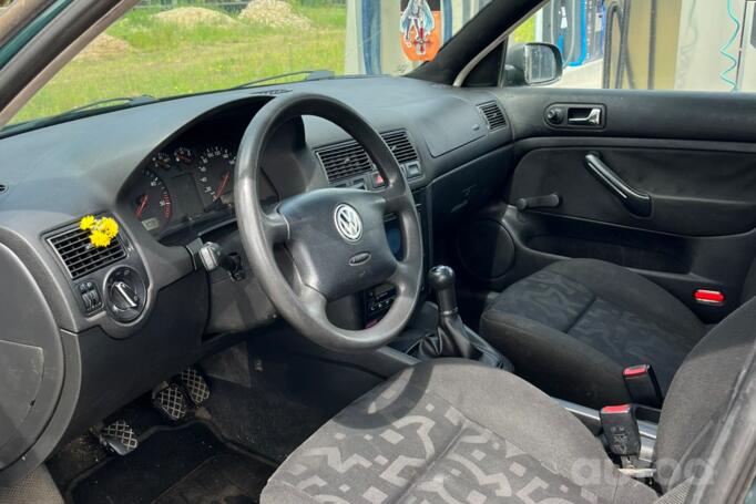 Volkswagen Golf 4 generation Hatchback 5-doors