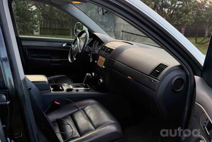 Volkswagen Touareg 1 generation [restyling] Crossover