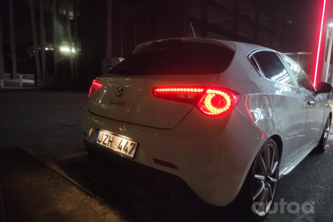 Alfa Romeo Giulietta 940 Hatchback
