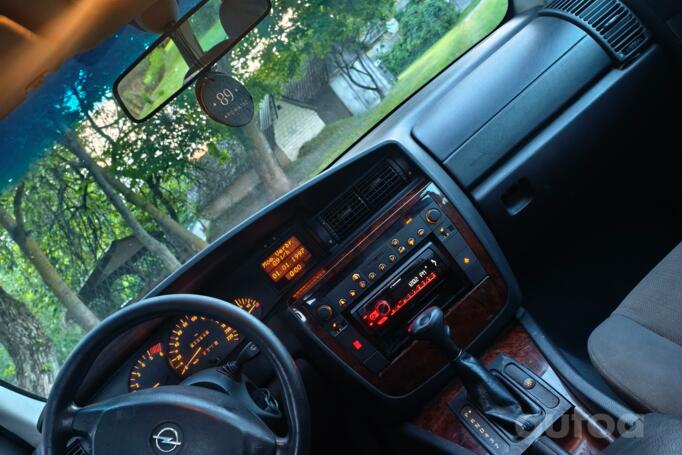 Opel Omega B [restyling] wagon