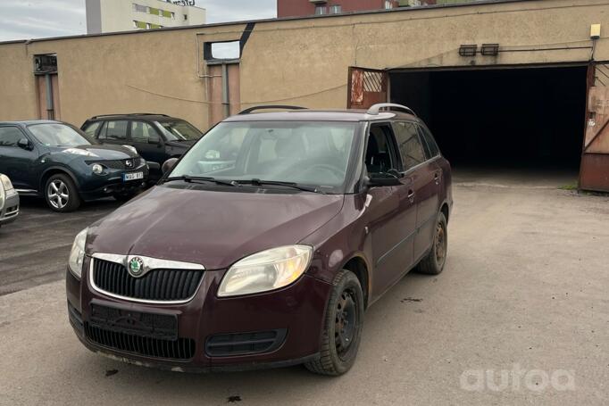 Skoda Fabia 5J [restyling] Combi wagon 5-doors