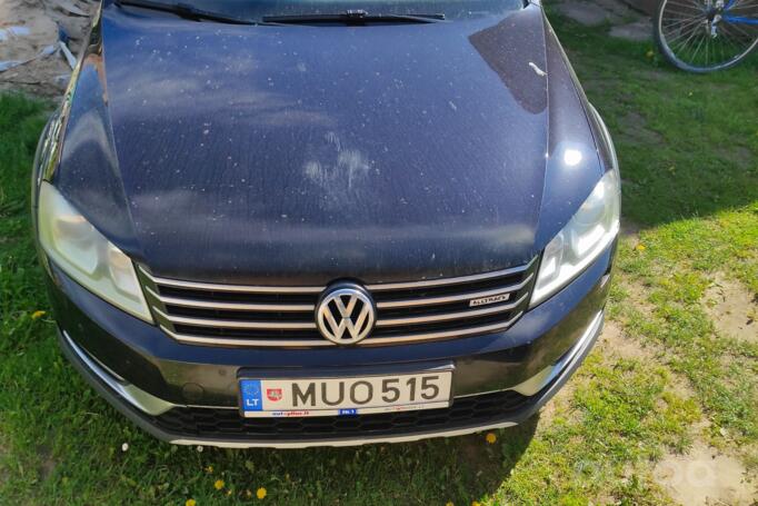 Volkswagen Passat Variant 1 generation wagon (5 doors)