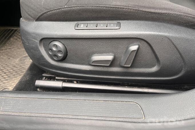 Volkswagen Passat B7 Variant wagon 5-doors