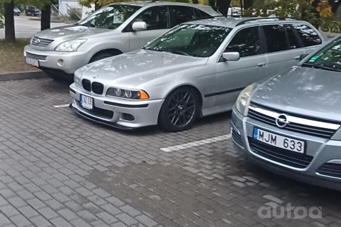 BMW 5 Series E39 Touring wagon