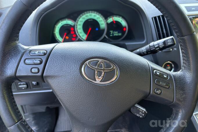 Toyota Corolla Verso 1 generation [restyling] -2 generation
